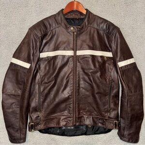 BILT Perforated Leather Cafe Racer Motorcycle Jacket Padded Biker Mens L Size 42
